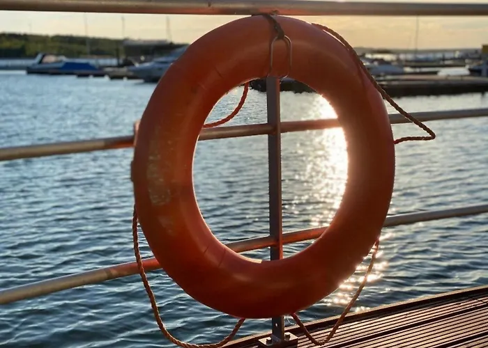 Hausboot The Hideaway Lp25 Botel *